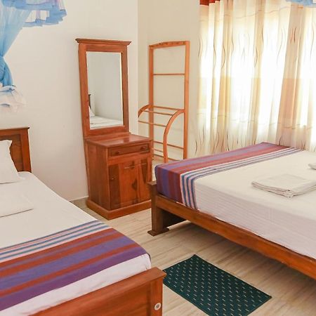 Lakeside Villa Anuradhapura Zewnętrze zdjęcie