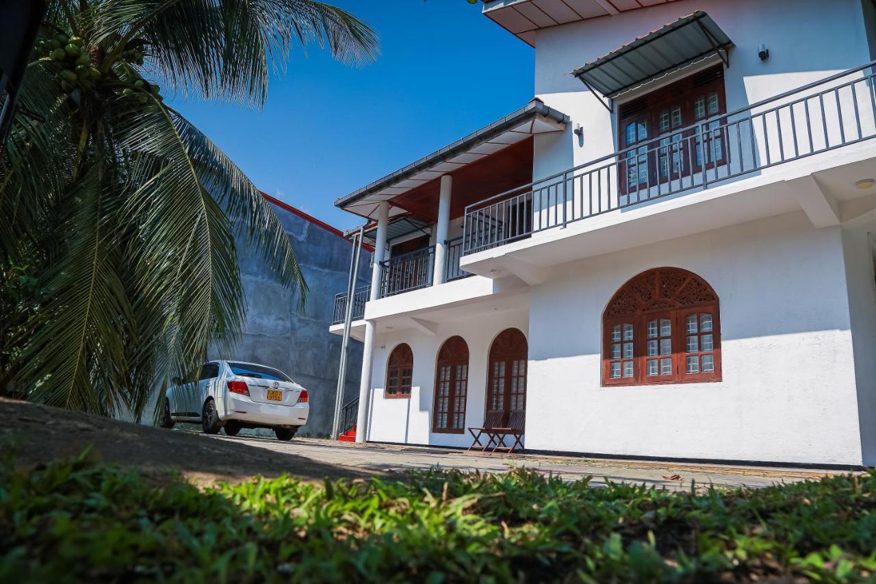 Lakeside Villa Anuradhapura Zewnętrze zdjęcie