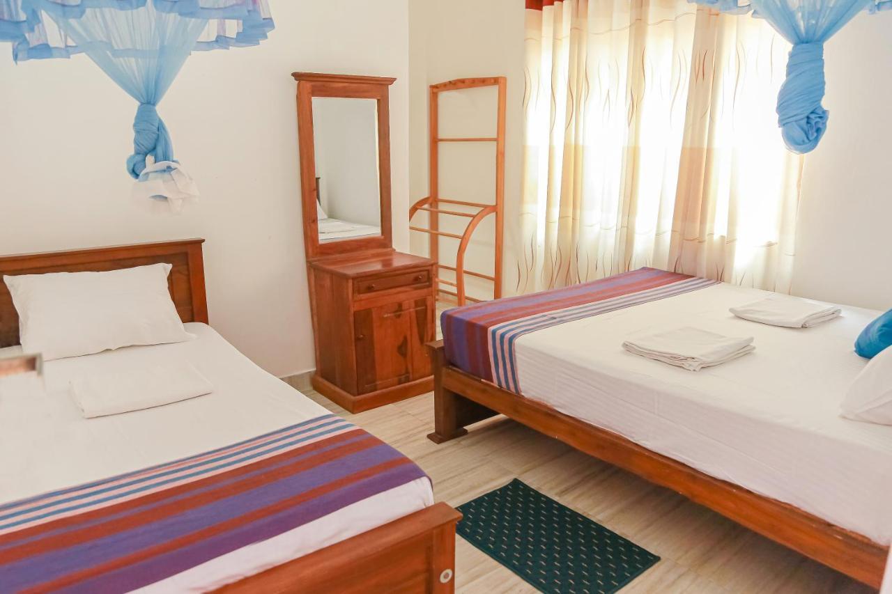 Lakeside Villa Anuradhapura Zewnętrze zdjęcie