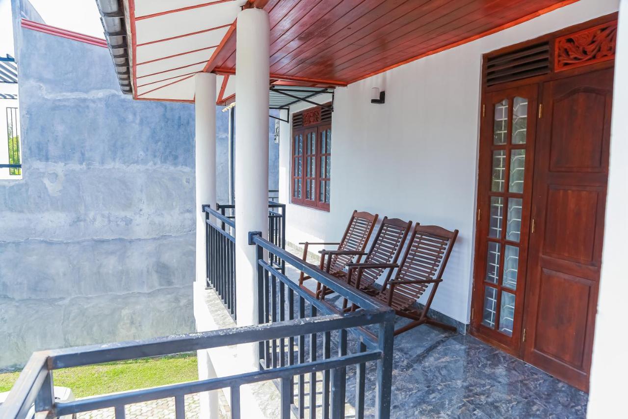 Lakeside Villa Anuradhapura Zewnętrze zdjęcie